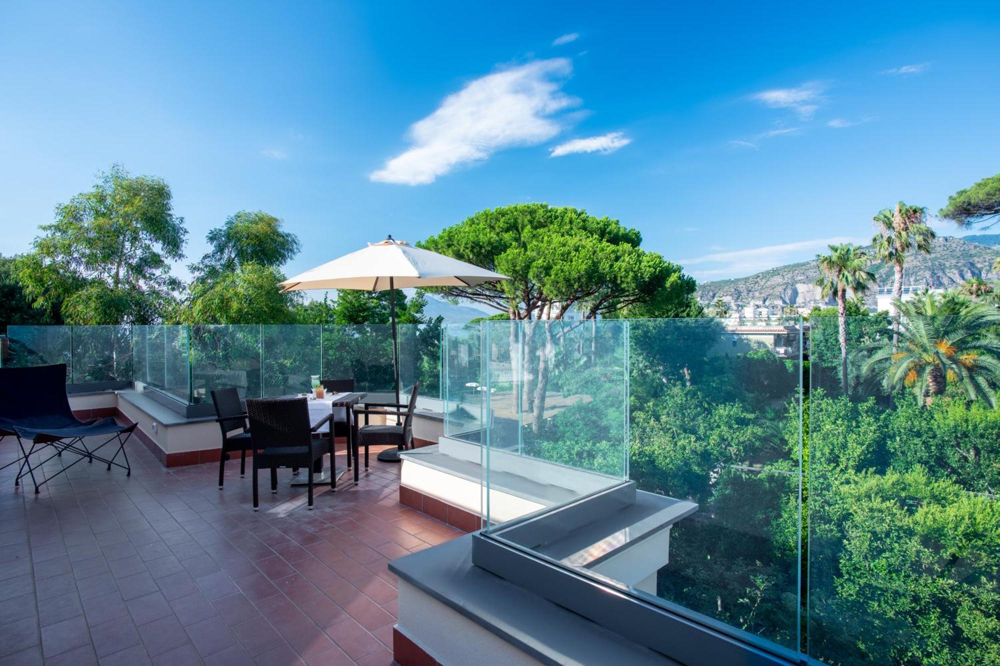 Hotel Parco dei Principi Sorrento Esterno foto